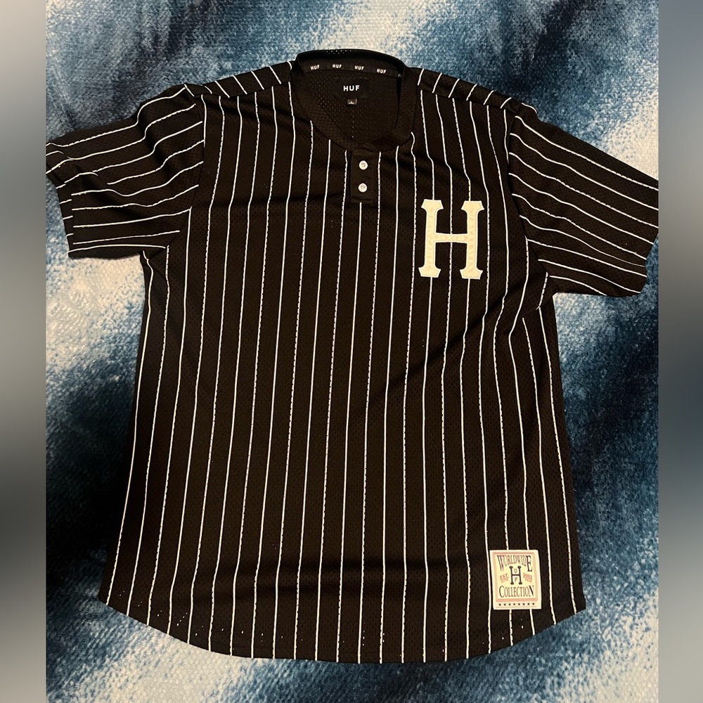 HUF Tee